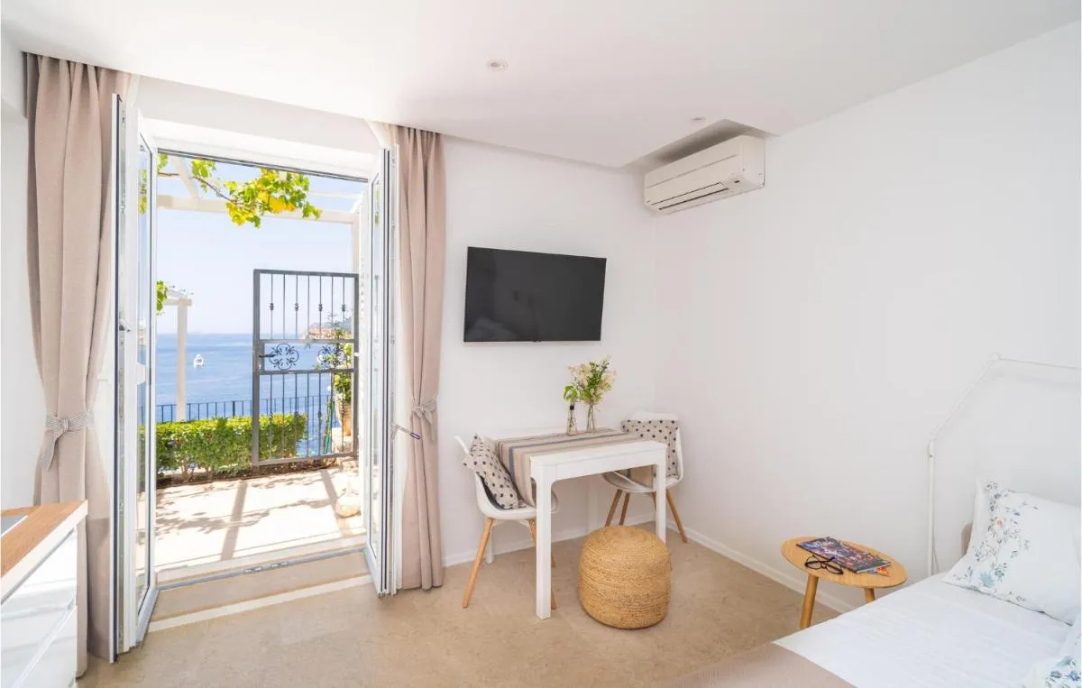 Image 4 of Beach Front Apartment In Dubrovnik