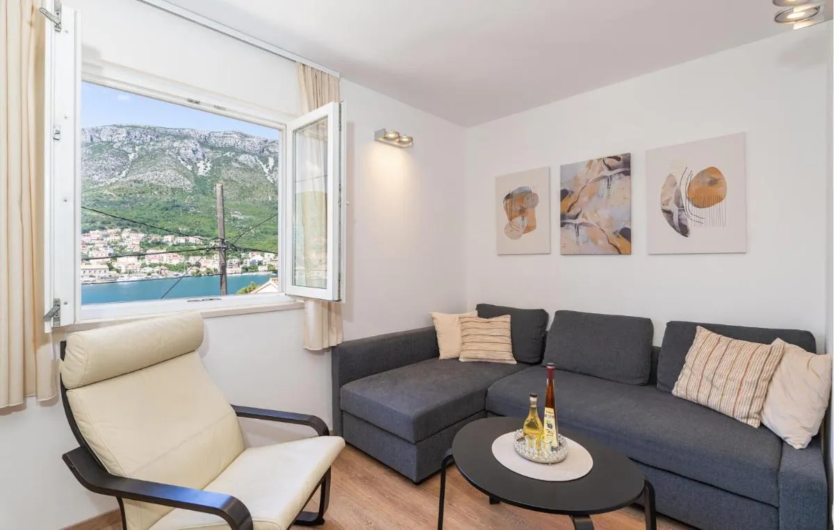Image 2 of Beautiful Apartment In Sustjepan
