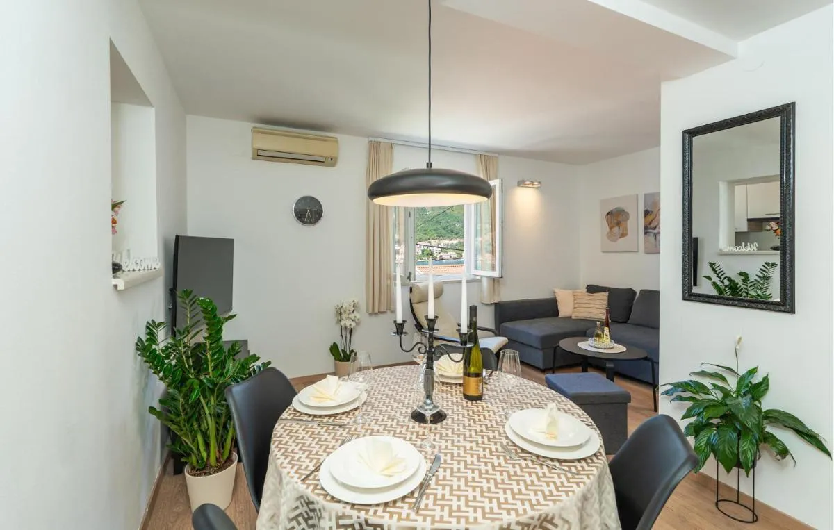 Image 3 of Beautiful Apartment In Sustjepan