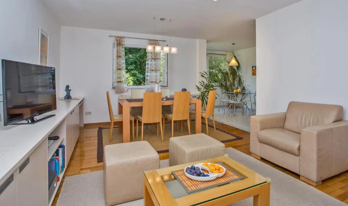 Image 4 of Comfortable Apartment Laura Lapad with garage