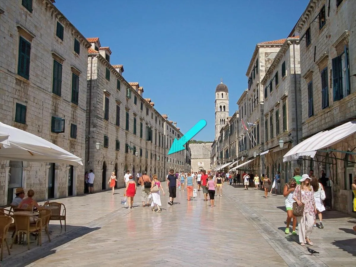 Image 4 of Dolce Vita Old Town Studio