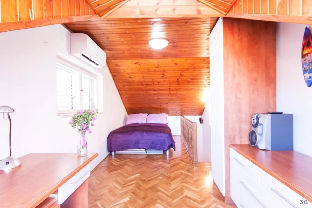 Image 1 of Holiday Home Revelin- Great Location