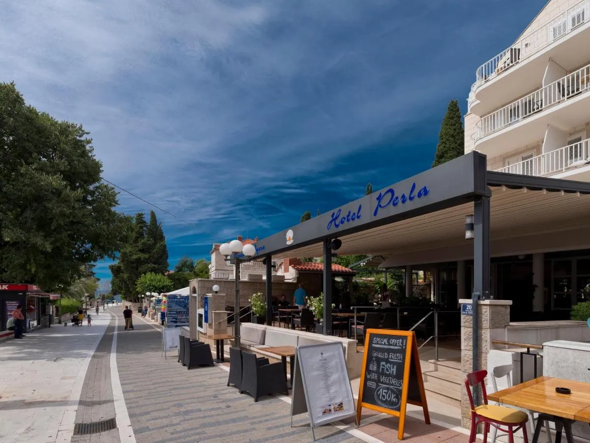 Image 5 of Hotel Perla