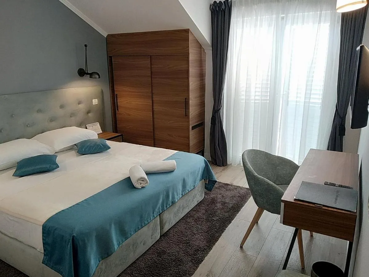 Image 1 of Hotel Perla