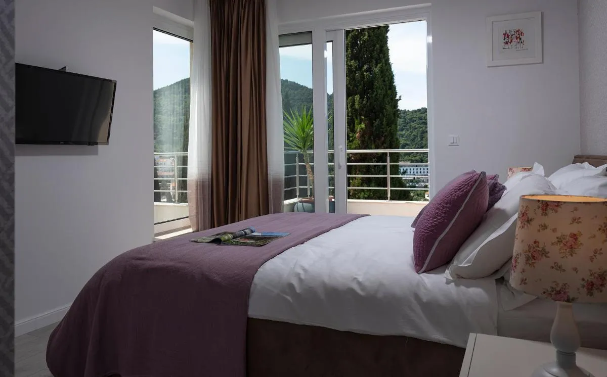 Image 1 of Luxury Apartment Mr. Perfect