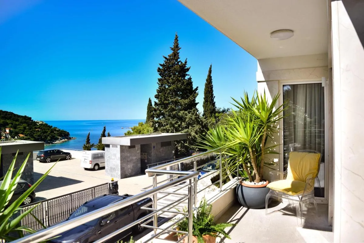 Image 5 of Luxury Apartment Mrs. Perfect
