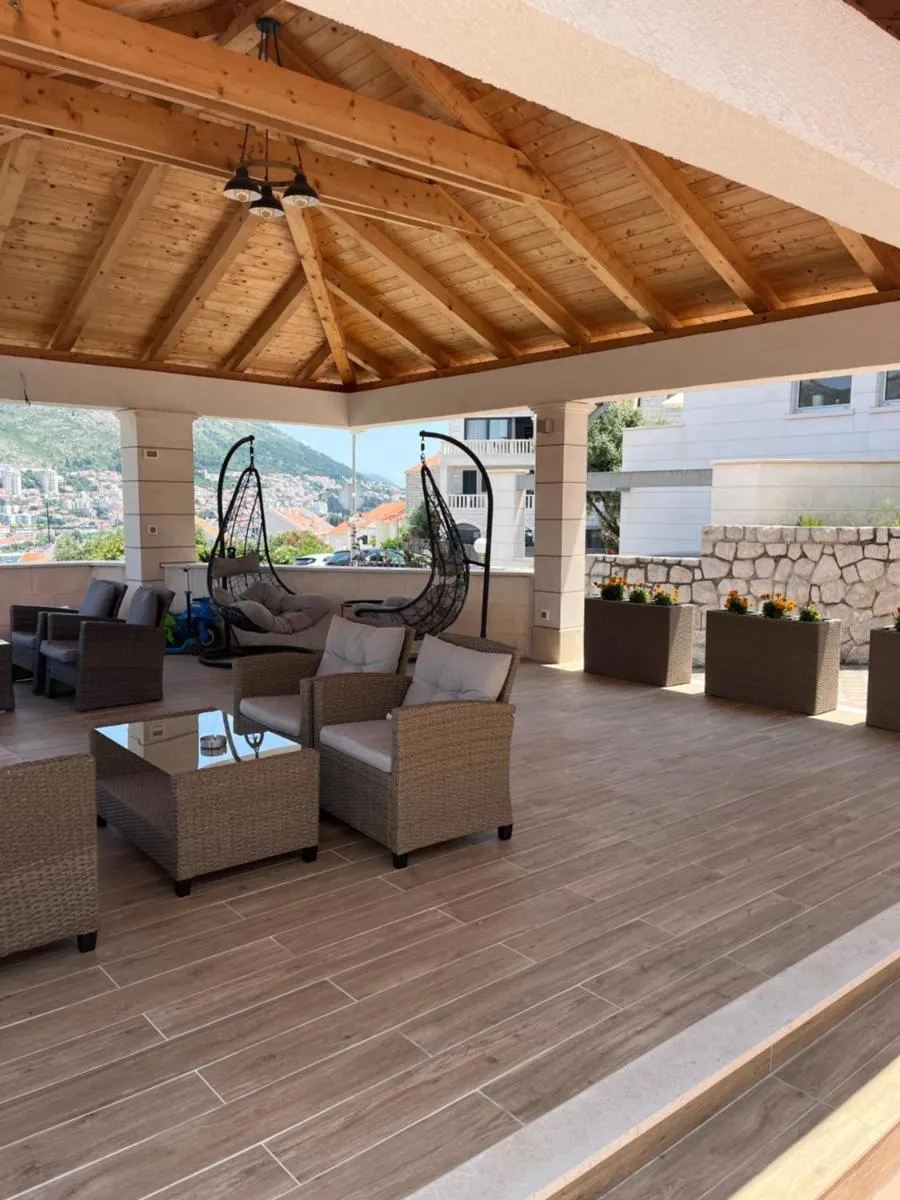 Image 5 of Luxury Apartments