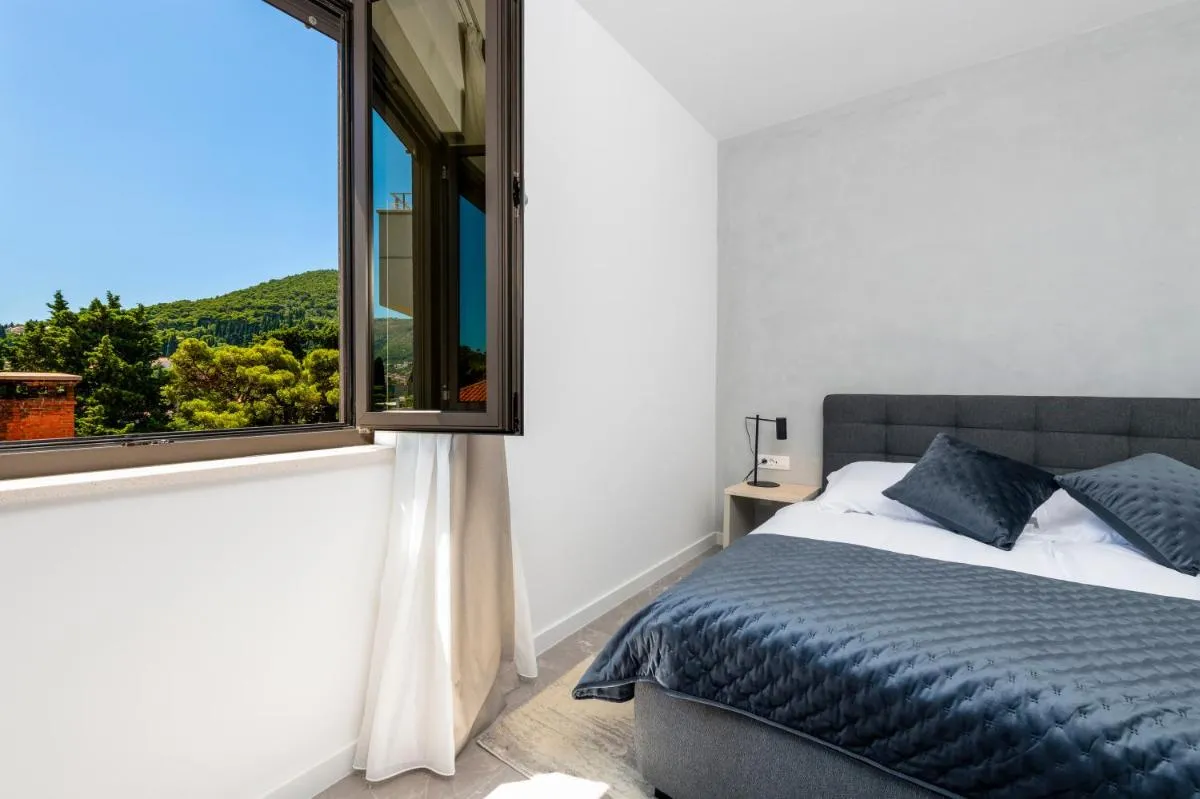 Image 1 of Luxury Apartments Mazza -Leonarda