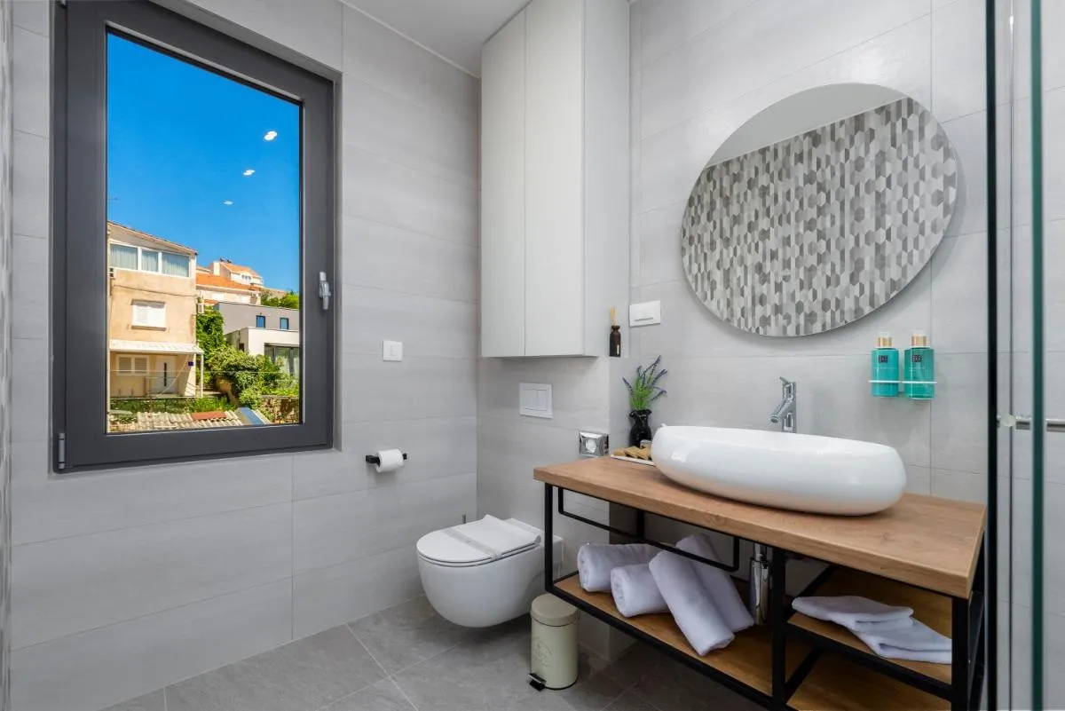 Image 2 of Luxury Apartments Mazza -Leonarda