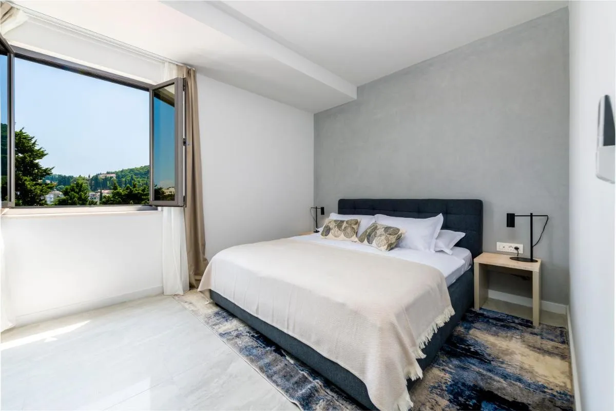 Image 1 of Luxury Apartments Mazza -Michaela