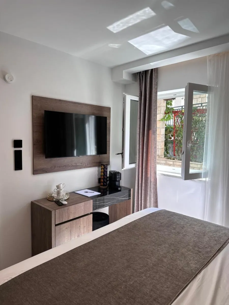 Image 1 of Luxury Rooms Andrea