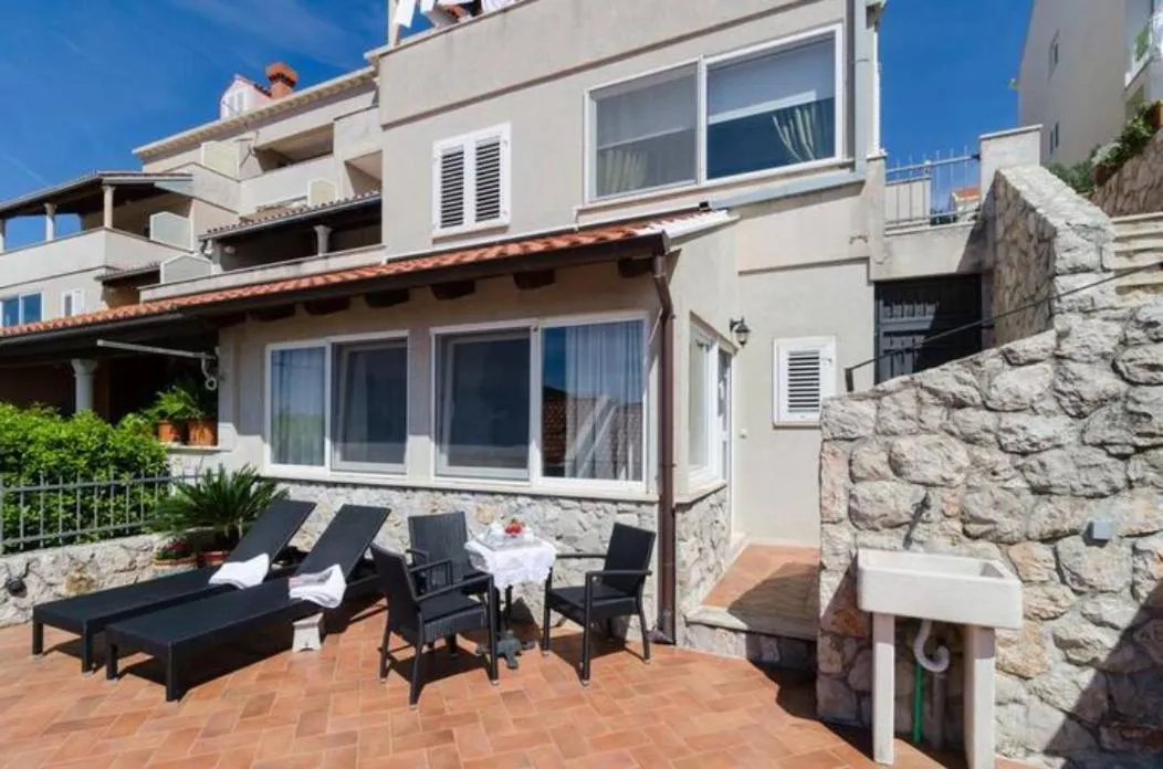 Image 5 of Luxury Sea View Apartments