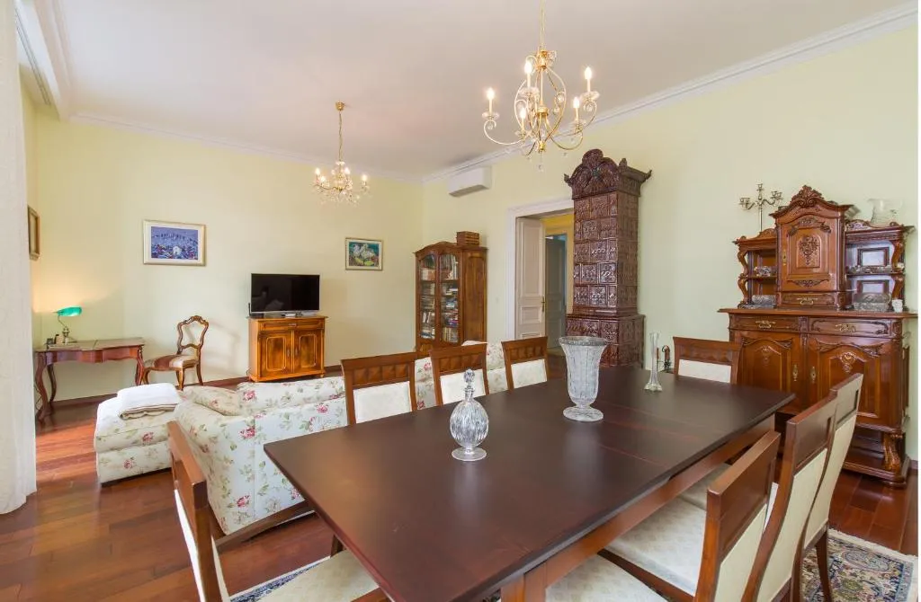 Image of Luxury Seafront Apartment Banje