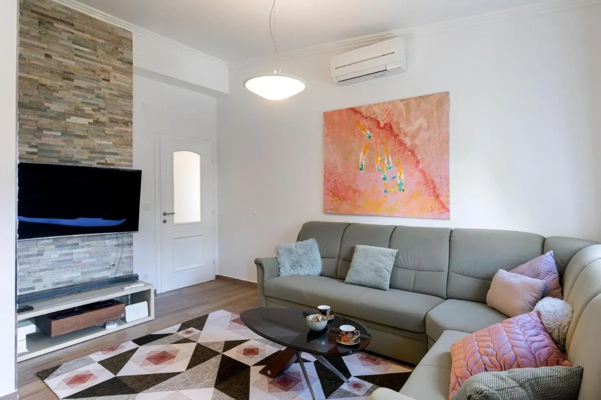 Image 4 of Luxury Sunset Beach Apartments