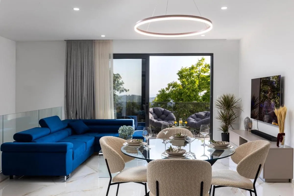 Image 4 of Luxury Villa Gina
