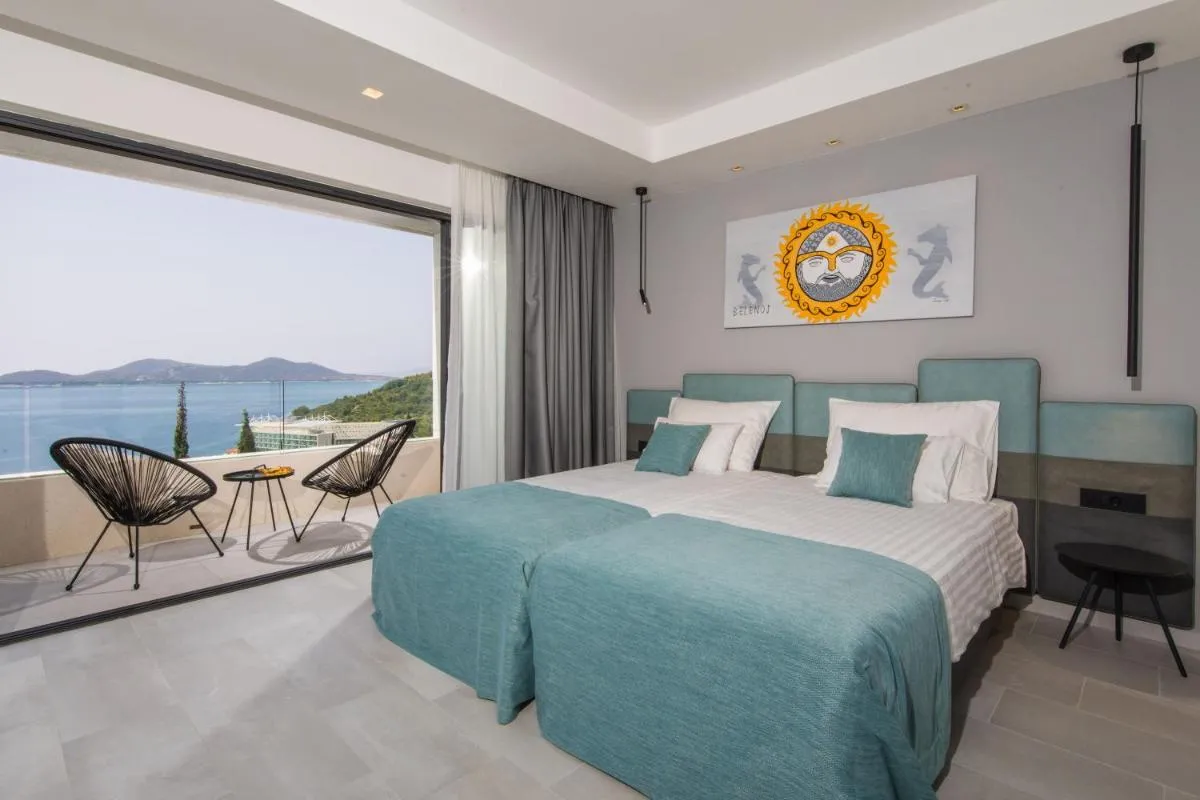 Image 1 of Luxury Villa Helios 5*