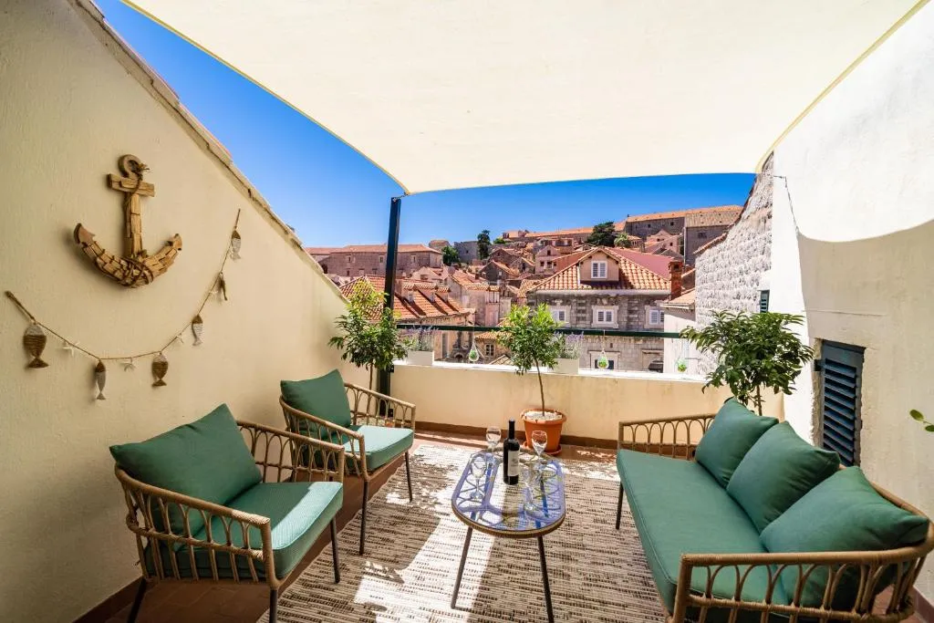 Image of Luxury apartment Petra with terrace and city view