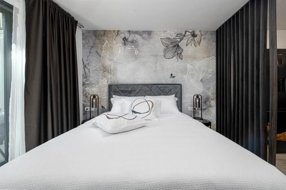 Image 6 of Modern Apartment Lacus