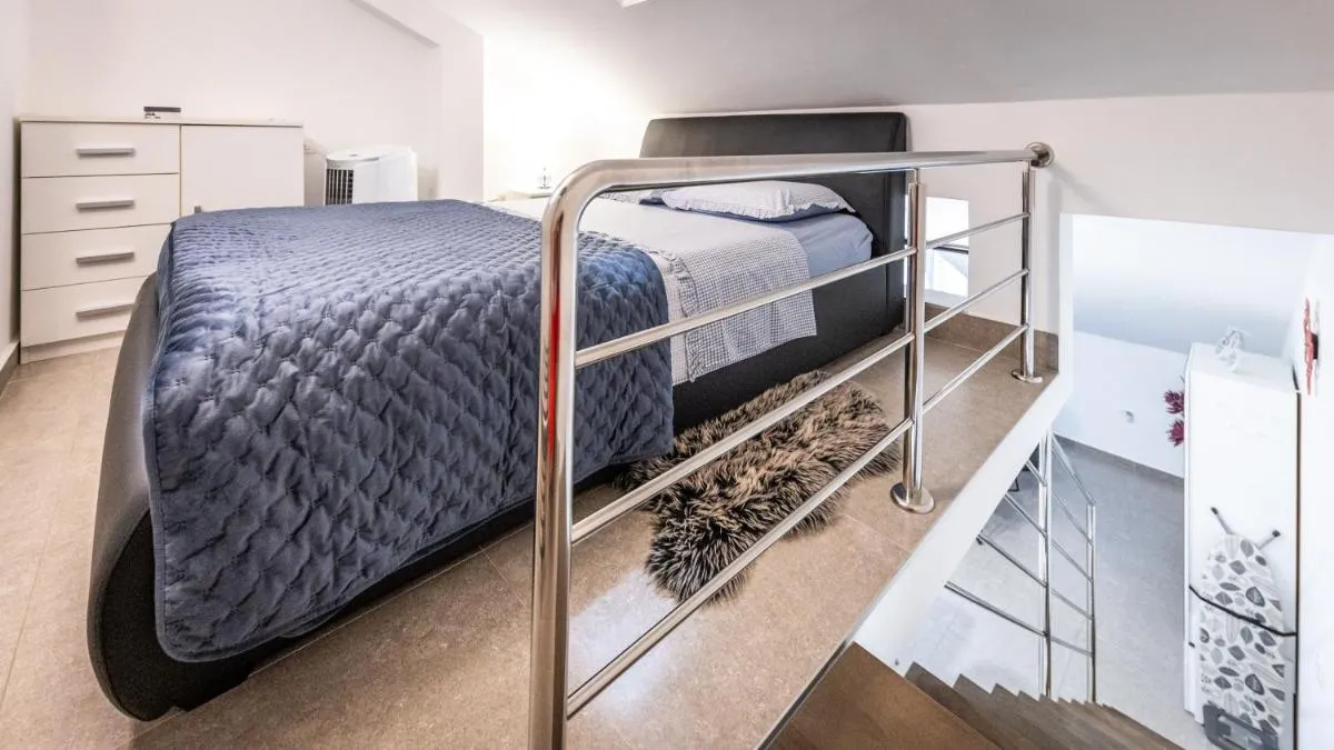 Image 1 of NEW Modern Studio Apartment Nina