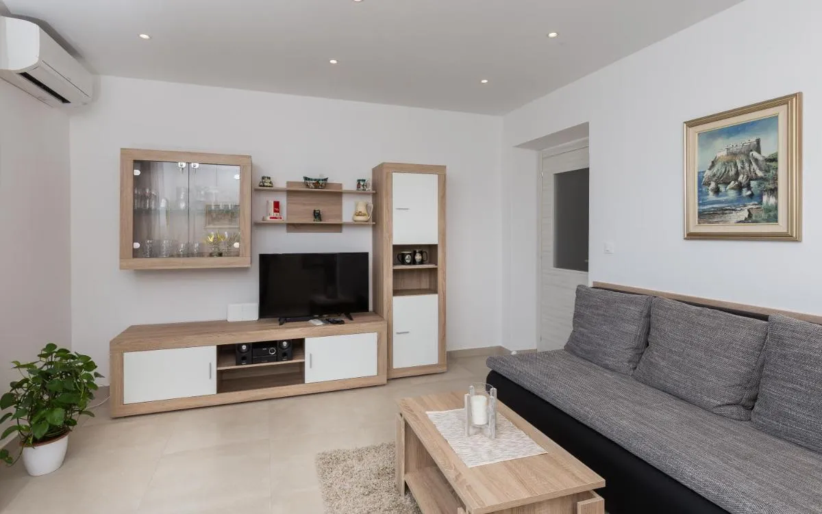 Image 4 of NORA APARTMENT by DuHomes