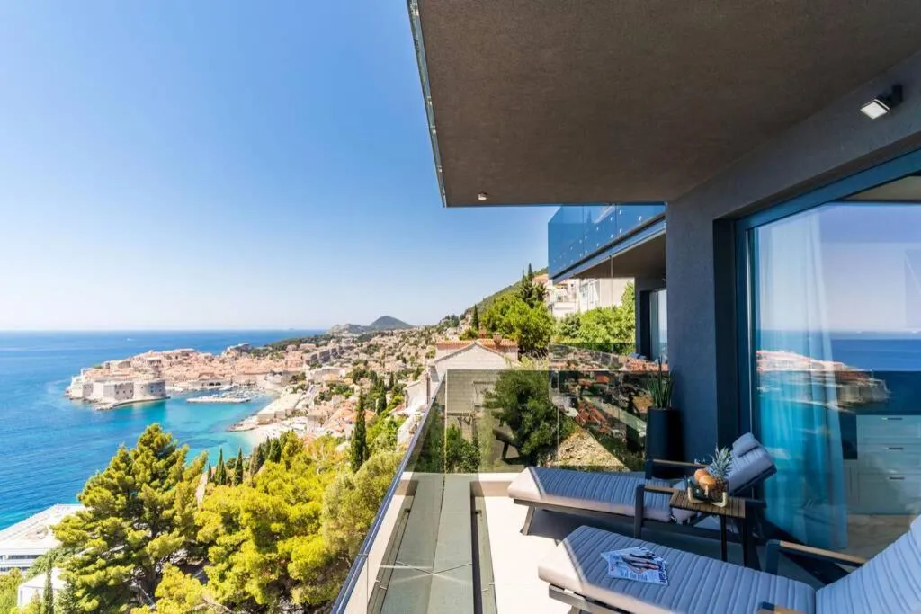 Image 5 of New&Stunning Luxury 5* Residence Miss Perfect