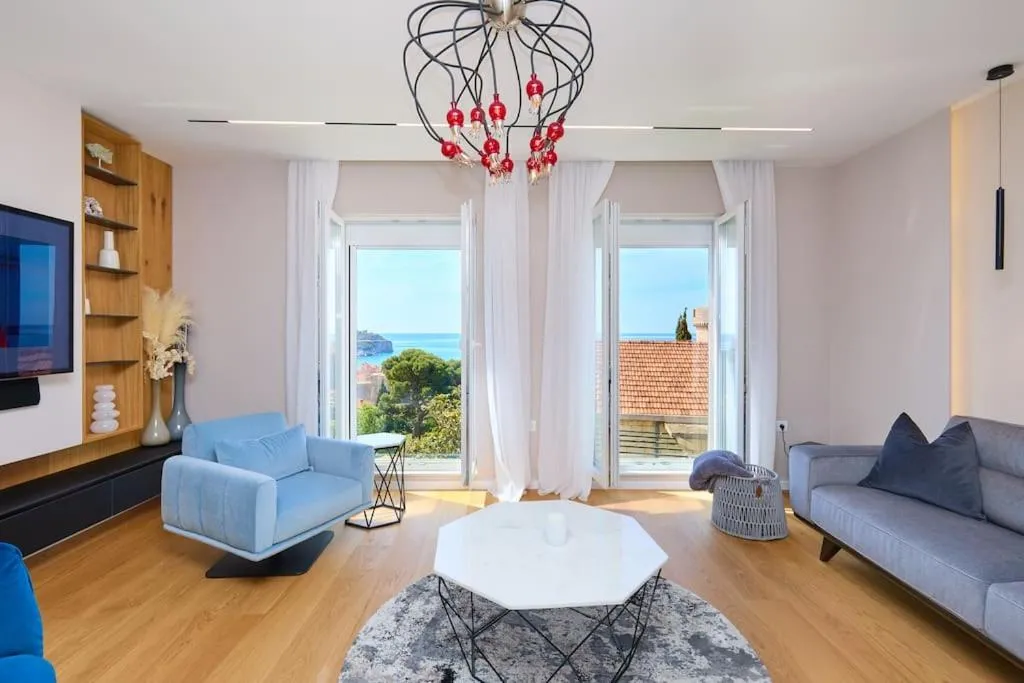 Image 5 of New & Stunning Views in Luxury 5* Divona Apartment