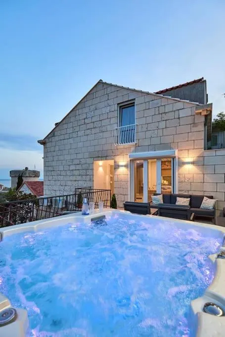 Image 3 of New & Stunning Views in Luxury 5* Divona Apartment