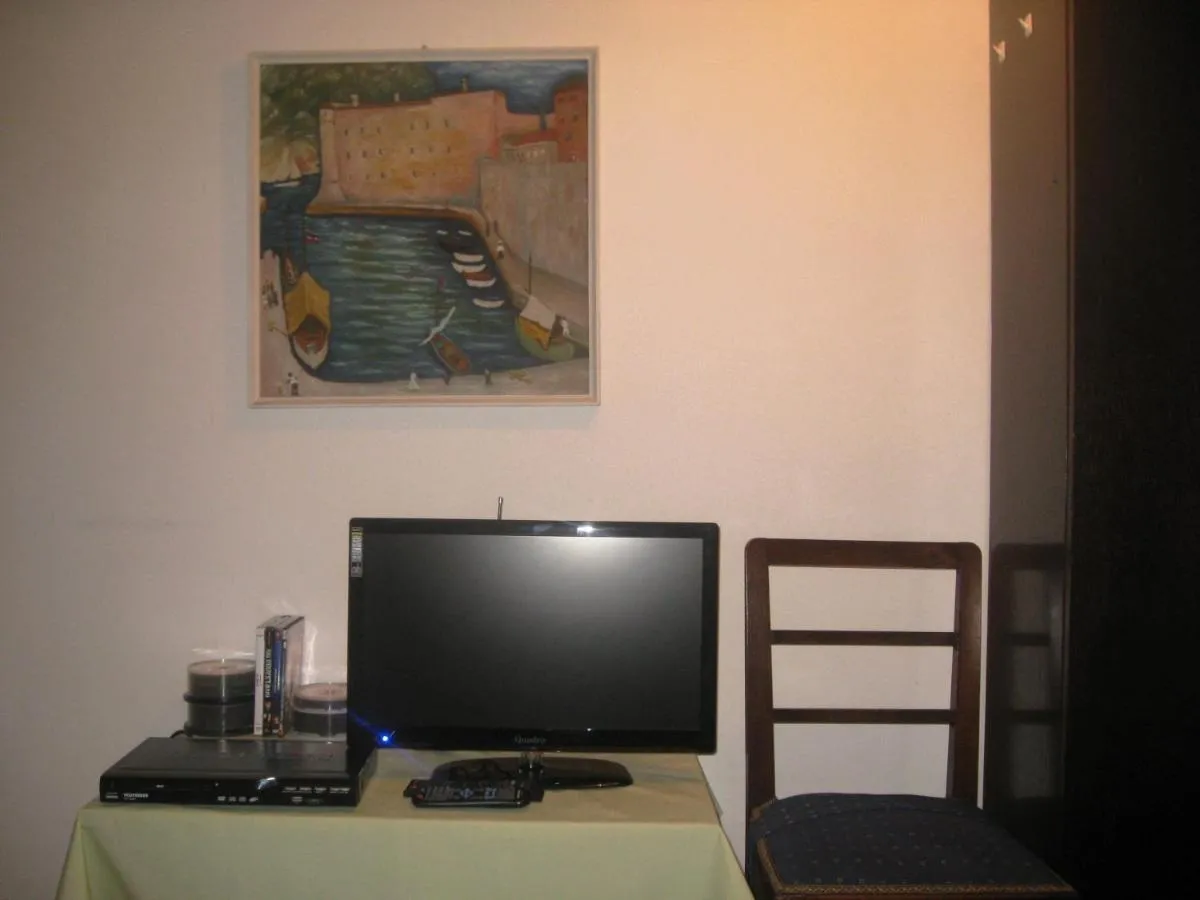 Image 2 of Nikolina Rooms