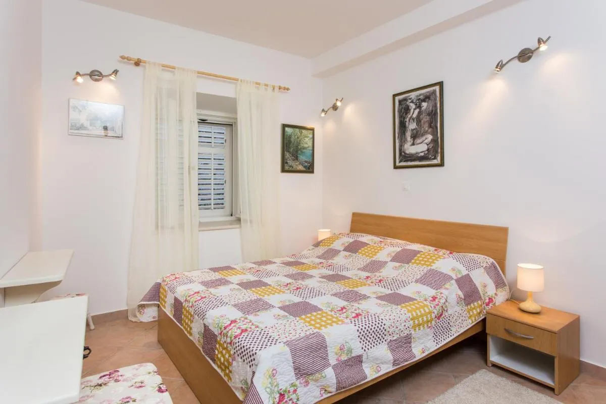 Image 4 of Nila’s Place