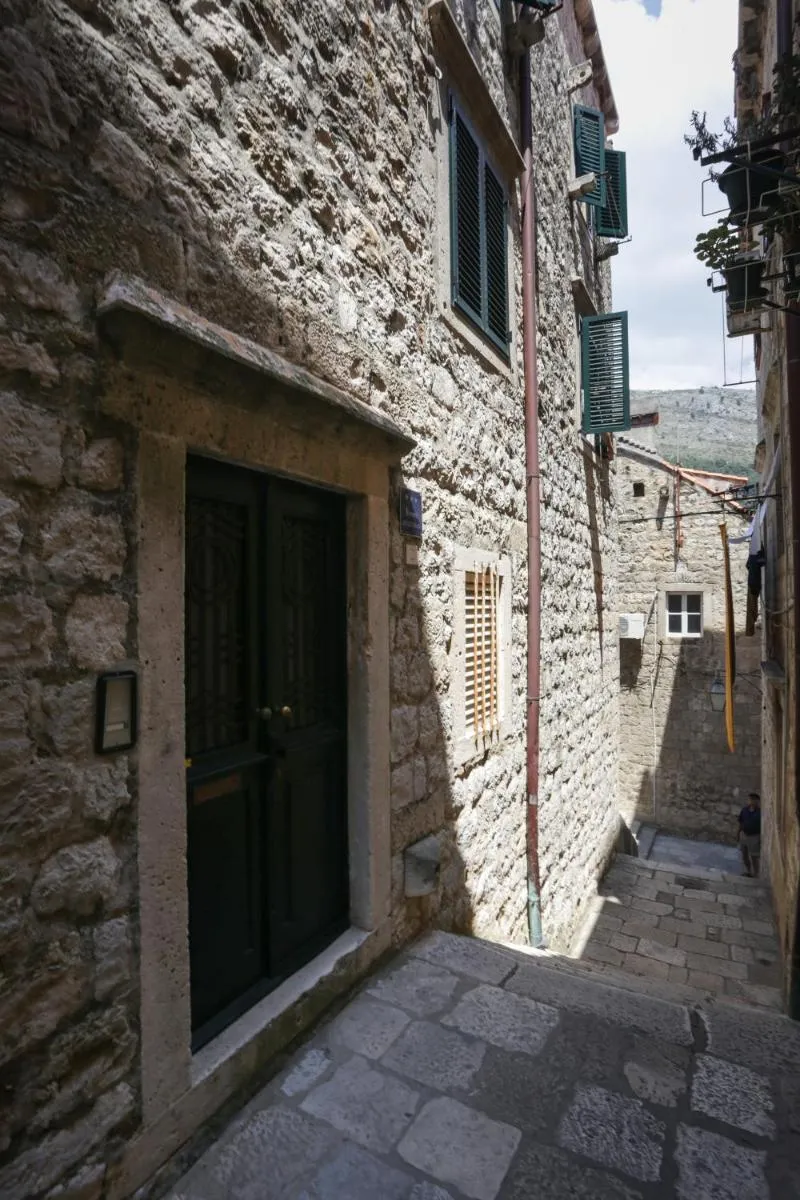 Image 3 of Old Town Princess Apartments