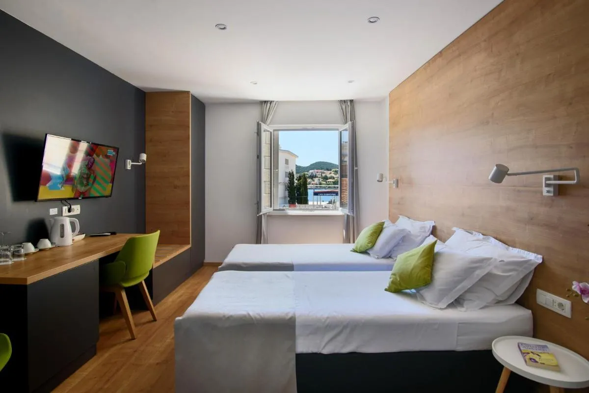 Image 4 of Ora Luxury Rooms