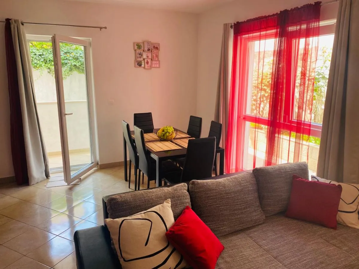 Image 2 of PaFi Apartment