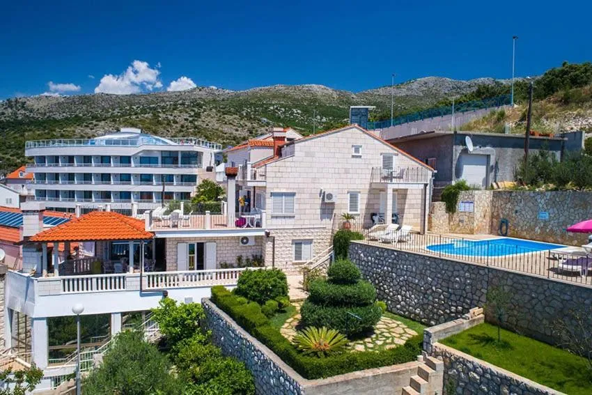 Image 6 of Paradis Apartments