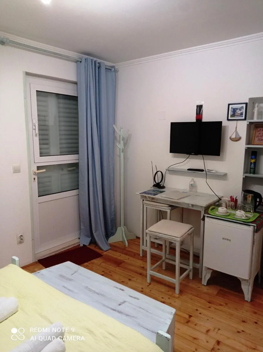 Image 5 of Room & Apartment Saint John