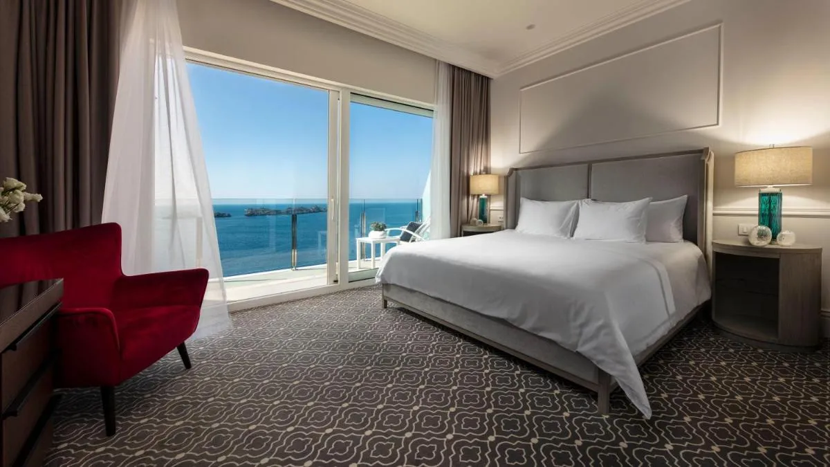 Image 1 of Royal Ariston Hotel