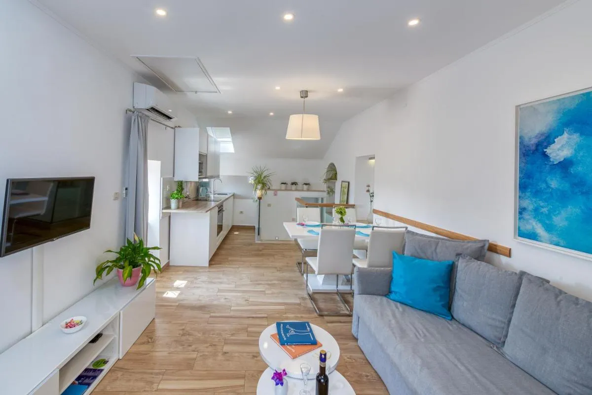 Image 4 of San Pietro apartment