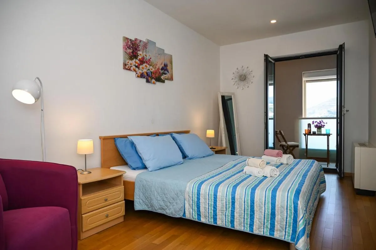 Image 1 of Sea View Porto with secured private parking
