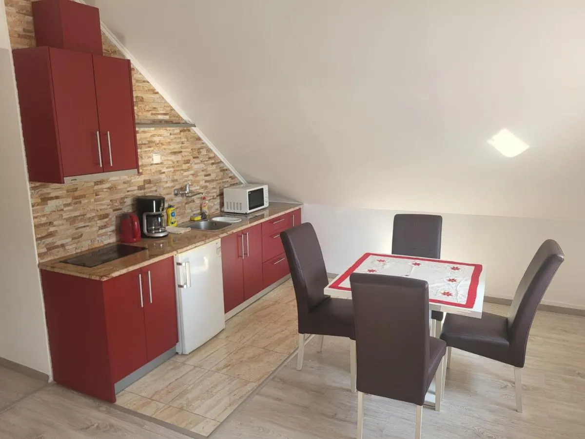 Image 2 of Seaside Loft