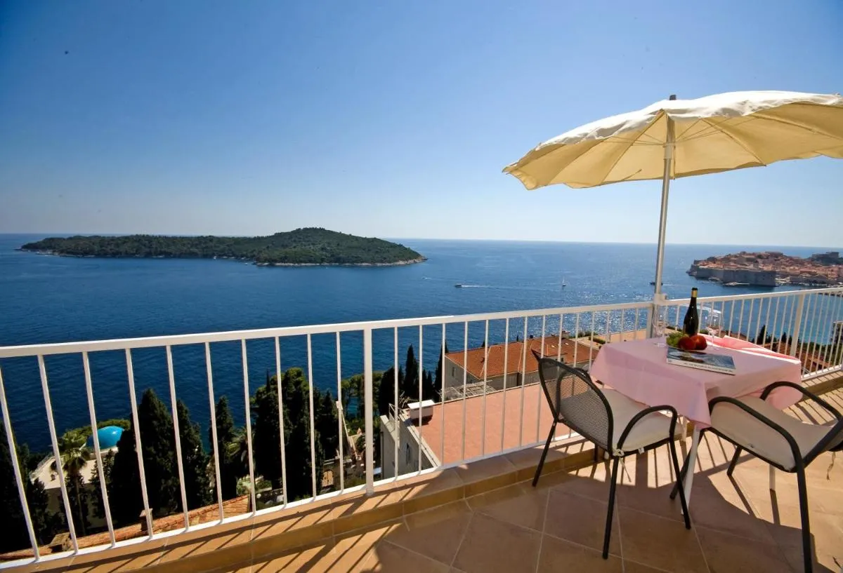 Image 1 of Sipa Apartments