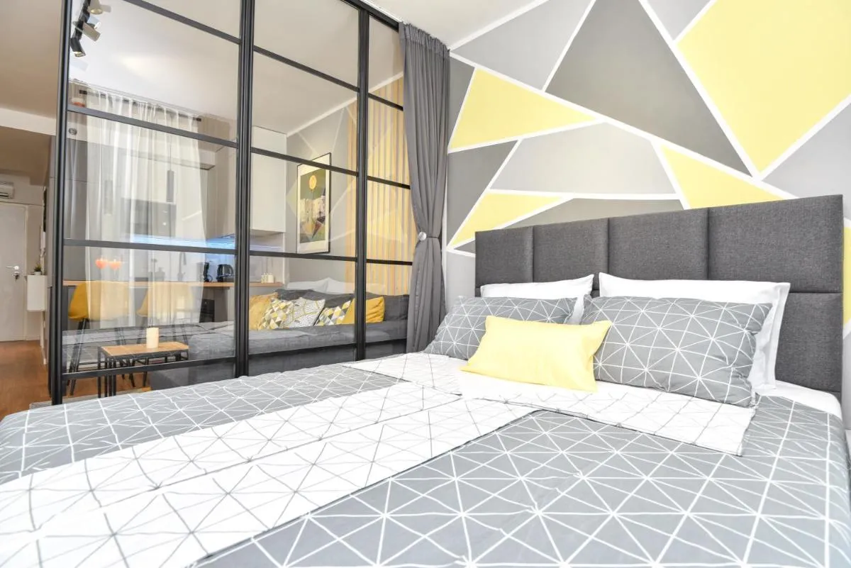 Image 6 of Studio apartment Bee One