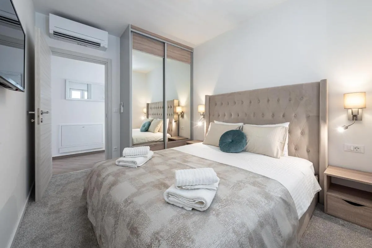 Image 1 of Sunset Luxury Residence