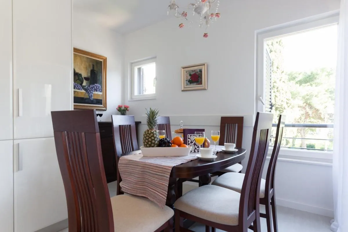 Image 3 of Sweet Dream Apartment