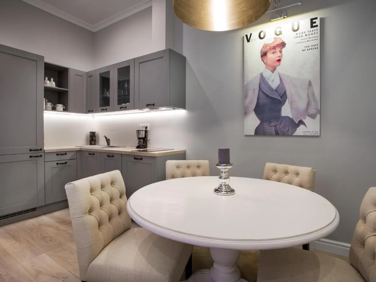 Image 3 of Tailor Two-Bedroom Suite