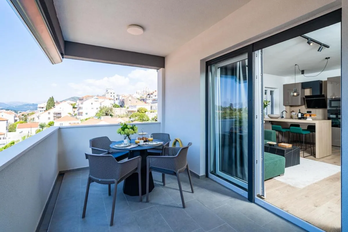 Image 3 of Time Off Apartment (a) with balcony