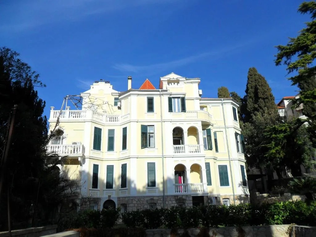 Image of Two-bedrooms apartment with balcony and sea view,near Old town