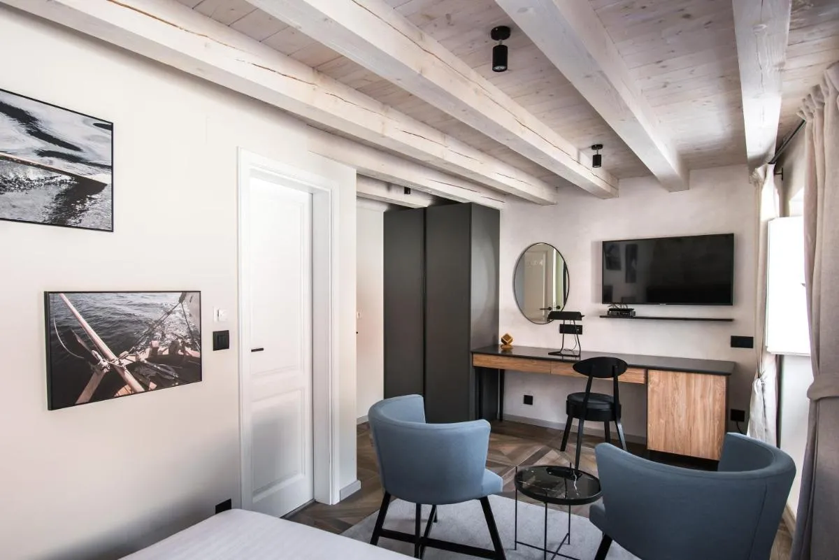 Image 4 of Villa 5db