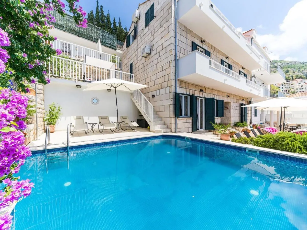 Image 3 of Villa Adrian – Six Bedroom Villa with Swimming pool and Sea View