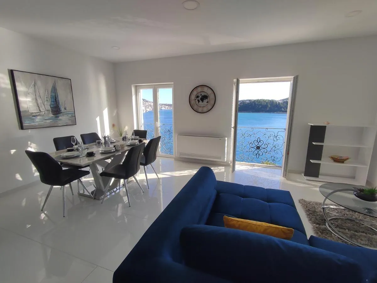 Image 1 of Villa Duchess