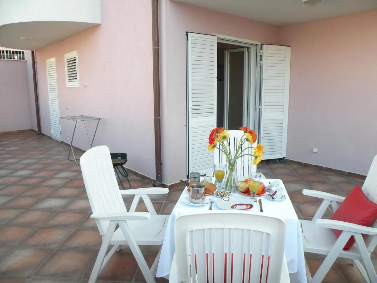 Image 3 of Villa Rosa