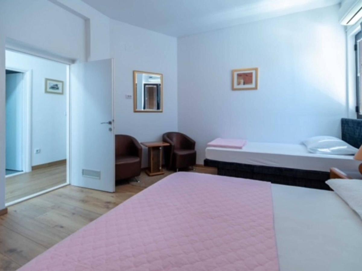 Image 6 of 2 bedroom apartment with terrace